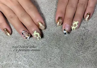 ネイル LAVISH 大和店 🤱子連れ大歓迎のネイルデザイン