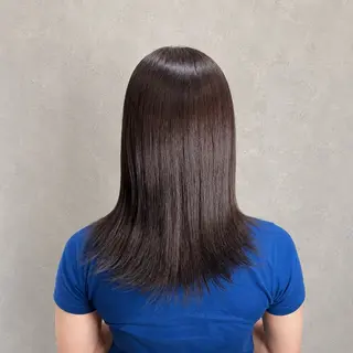 ミディアム カラー Aina ʚ透明感ɞ ブリーチ特化✨艶感のヘアスタイル