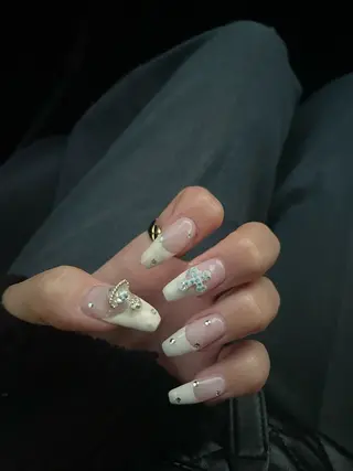 ネイル Sii nail 🤍SAKIのネイルデザイン
