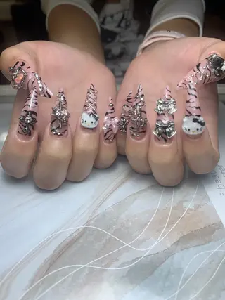 ネイル akina nailsのネイルデザイン