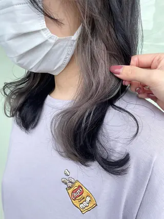 ミディアム 山田 まどかのヘアスタイル