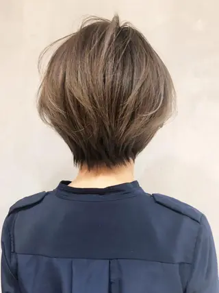 ショート カラー パーマ ヘアアレンジ ITbyALBUM 中野店のヘアスタイル