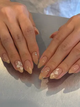 ネイル Elle. ASAMIのネイルデザイン