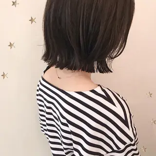 ミディアム 市川 千夏のヘアスタイル