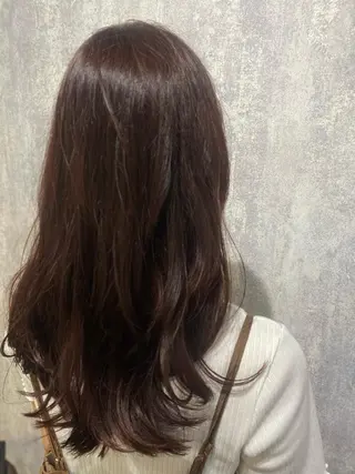 セミロング カラー 詩乃🎀ピンク 暖色系🫧レイヤーのヘアスタイル