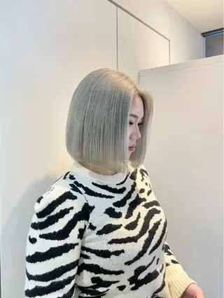 ミディアム 前田 菜奈子のヘアスタイル