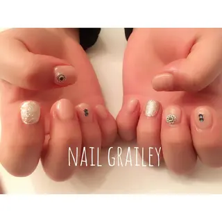 ネイル Grailey nail salonのネイルデザイン