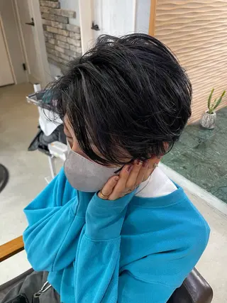 ショート カラー バレイヤージュ ブリーチ特化のヘアスタイル