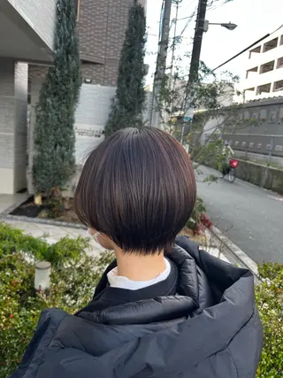 カラー しおり🍬 KOKORO🤍のヘアスタイル