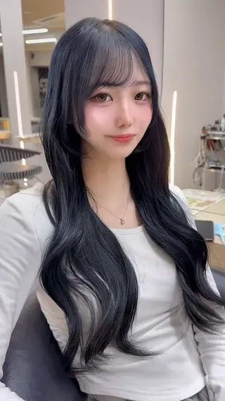ロング 平山 翔意のヘアスタイル