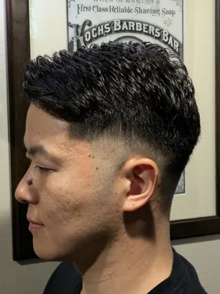 ショート 松井 俊樹のヘアスタイル