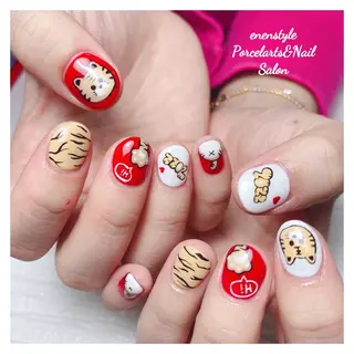 ミディアム ネイル 🐾enen style 🐾のネイルデザイン