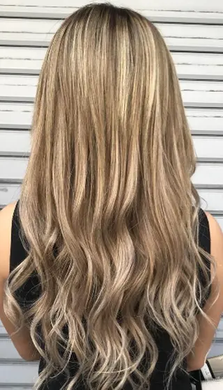 カラー ヘアアレンジ 大阪レミーエクステ チビ編み込みのヘアスタイル