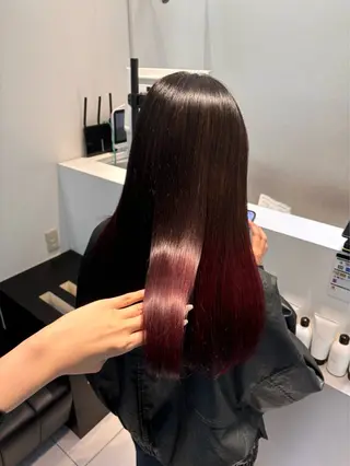 ロング カラー 上杉 梨緒のヘアスタイル