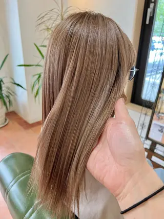 セミロング カラー 石井 佑樹のヘアスタイル
