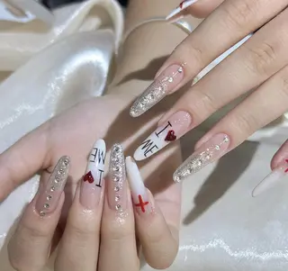 ネイル Pure&Rich Nailのネイルデザイン