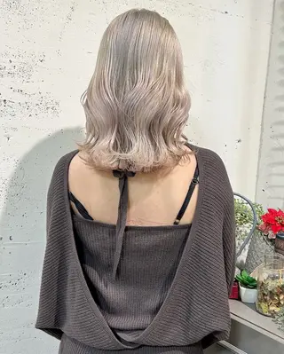 ミディアム カラー みすず🫧/ ハイトーンのヘアスタイル