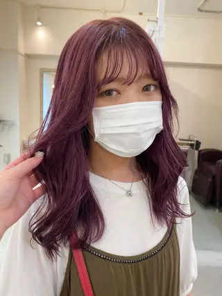 ロング カラー 天神最安値エクステ カラーレイヤーカットのヘアスタイル