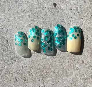 ショート 2DY NAIL SALONのネイルデザイン
