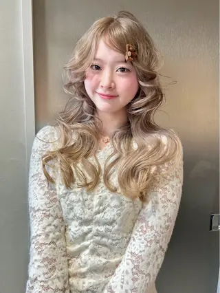 ロング カラー ゆほこ クリーミーcolorのヘアスタイル