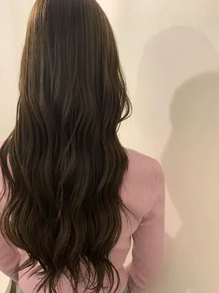 ロング カラー ヘアアレンジ 🐝岡本 柚葉🐝のヘアスタイル