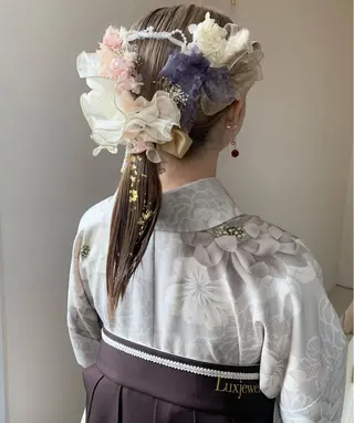 セミロング カラー ヘアアレンジ 本間 結衣のヘアスタイル
