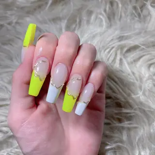 ロング ネイル Y. Sのネイルデザイン