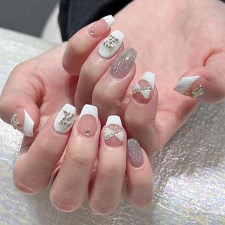 ネイル Queens テイのネイルデザイン
