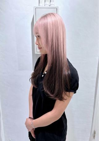 ロング カラー Muミュー/ブリーチ ハイトーン　Wカラーのヘアスタイル