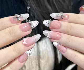 ネイル MoonHi Nail 朝霞台のネイルデザイン