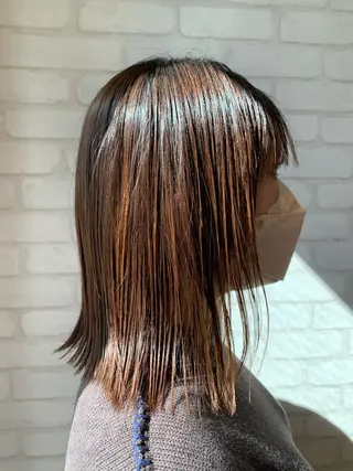 セミロング 秋葉 万柚子のヘアスタイル