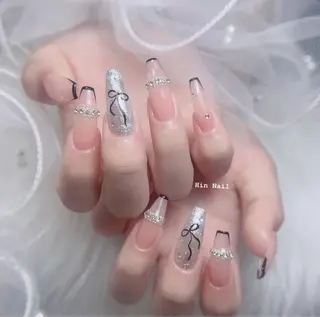 ネイル HIN NAILのネイルデザイン