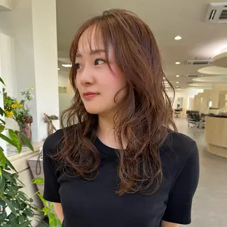 ロング カラー 藤瀬 知里のヘアスタイル