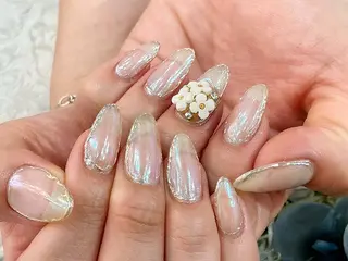 ネイル nailsalon Mirrorのネイルデザイン