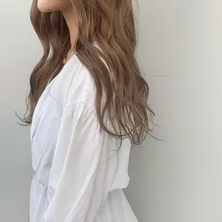 ロング カラー 田村 瑠袈のヘアスタイル