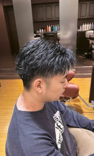 カラー メンズ Lenahc かめのヘアスタイル