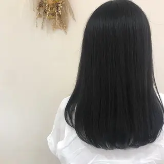 セミロング カラー 銀座メンズ専門🖤 叶奈々のヘアスタイル