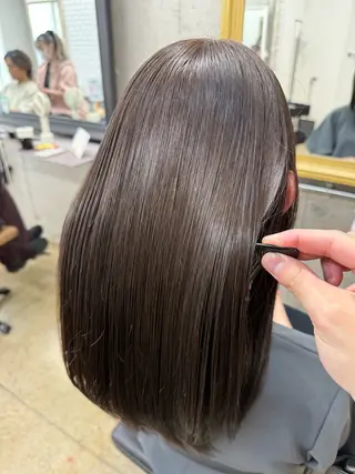 ミディアム カラー グレージュカラー 吉川慶斗のヘアスタイル
