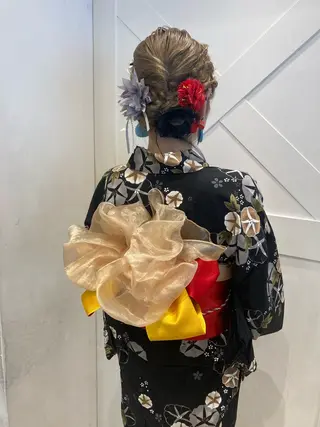 ミディアム あやか 白髪ぼかしハイライトのヘアスタイル