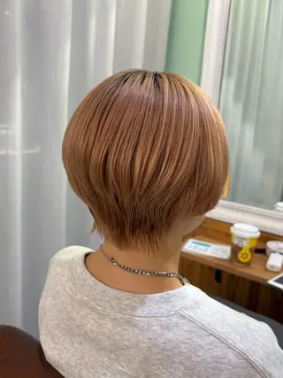ショート カラー saaya💙 レイヤーカットのヘアスタイル