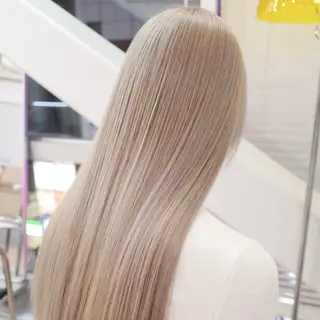 カラー cashel tokyoのヘアスタイル