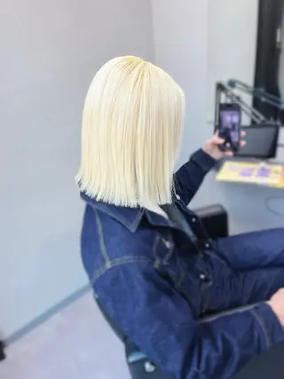 ミディアム カラー Okayu .のヘアスタイル