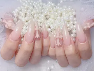 ネイル リリ 奈🎀のネイルデザイン