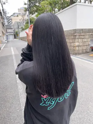 ロング カラー Kamie みかじりのヘアスタイル