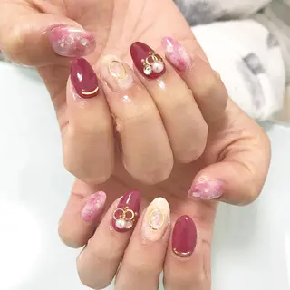 ネイル 板垣 綾乃のネイルデザイン