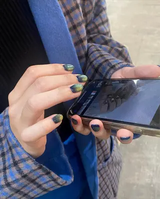 ネイル 栗林 実莉のネイルデザイン