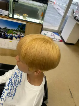 カラー メンズ 片桐 航太のヘアスタイル