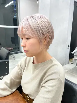 ショート カラー ブリーチ&髪質改善 TAIGAのヘアスタイル