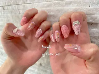 ネイル BeauJu by Luana Nailのネイルデザイン