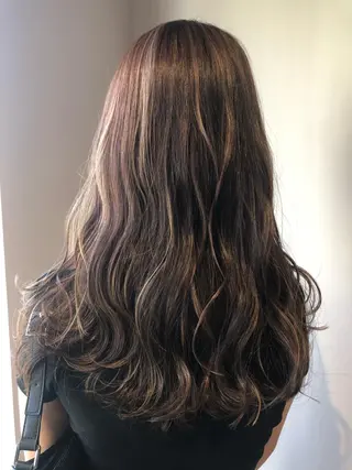 ミディアム カラー ブリーチ👩🦳/ ✂︎MANAMIのヘアスタイル